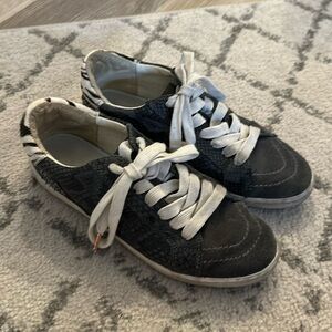 Dolce Vita Faded Black Sneakers